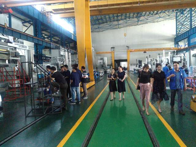 1563594840136643.jpg 齐重数控1.jpg